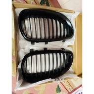 E60 matt black grill