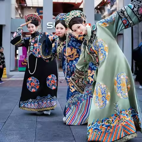China Qing Dynasty Royal Phoenix Clothing Women Robe Peking Palace Style Manchu Flag Gown Empress Do