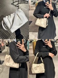 COACH 新款Faye 雲朵包到貨啦