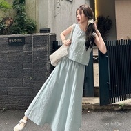 [Sleeveless] Small Fresh Simple Back Buttoned Hollow Sleeveless Vest Top+Elastic Waist Skirt Casual 