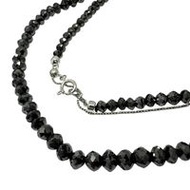 Pre-owned 50.00ct black diamond necklace in 18K white gold, 10.9g, 44cm. Women's.