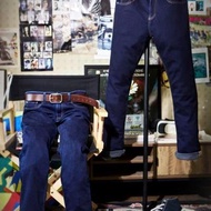 กางเกงยีนส์ผู้ชาย ทรงกระบอกเล็ก Jack Russel Handwerk J-810 Slim Fit Medium Blue