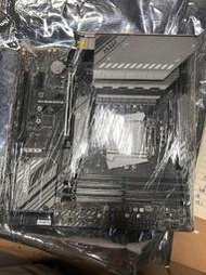 （詢價出售）微星B560M+MORTAR迫擊炮主板，成色如圖，正常使用，陣腳完好，無暗病，支持4根DDR4內存插槽，特