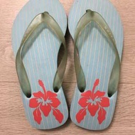 Kenneth Cole 粉藍色沙灘拖鞋