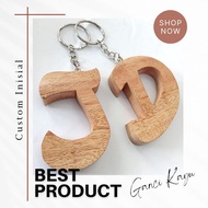 GANTUNGAN Wooden initial letter keychain