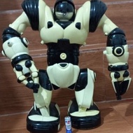 Robot BIG Size - B