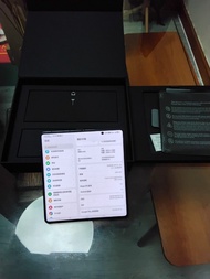 Honor Magic V2