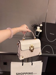 MY&FSNH | Retro Embossed Handbag