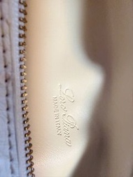 loro piana ostrich L19