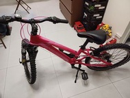 Merida (美利達) 的 Matts J.20 兒童山地車