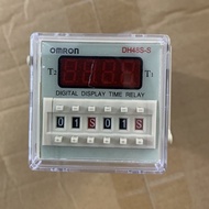 DH48S-S 220V Alternating Time Relay with Base.