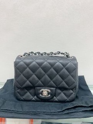 (Sold) 絕版罕見‼️近新 Chanel 黑銀荔枝牛皮 方胖子 mini square flap bag