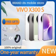 VIVO X300s Dimensity 9500/ 6.78 inches 7100 mAh Android 16, OriginOS 6 Photography kit