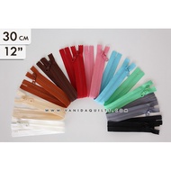 Japanese Zipper YKK No. 5 Bone Snake Ready-Made Plastic With Flat Head Length 30 Cm. (12 Inches)