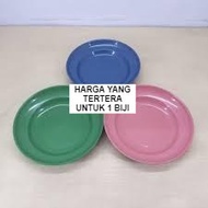 1 9 INCH COLORED PLASTIC PLATE 23CM 3 SOFT COLOR/