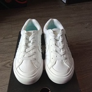 C0N A12626C Shoes