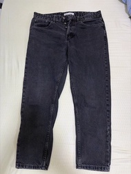 Zara 灰黑色九分牛仔褲