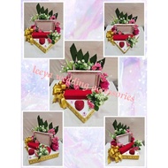 gubahan frame mas kahwin c/ w sireh junjung + bekas rantai tangan dan bekas cincin(single ring)-beau