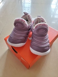 全新Nike毛毛蟲鞋👉紫