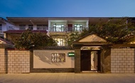 Floral Yunque Homestay (Kaifeng Millennium City Park)