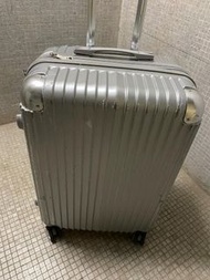 27吋高行李箱