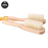 Wooden handle soft brush medium size suitable for fading