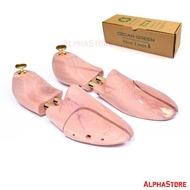 Cedar Green Shoe Tree Backpack - Shoe Tree Fragrant Wood Characteristic Smell, Absorbs Moisture, Mai