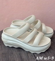 Crocs Mega Crush Sandal Triple Strip  6สีมาไหม่ล่าสุด รองเท้าแตะสวมผู้หญิง รองเท้าครอส์ผู้หญิง รองเท