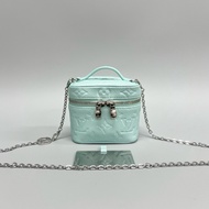 LV/路易威登 薄荷色全皮壓花micro vanity mini化妝盒子包 斜背包 正品❤️