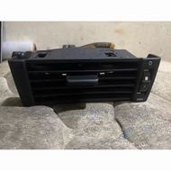 Mercedes Benz W124 aircond vent Rh