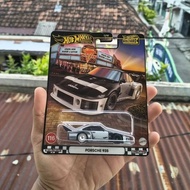 HOT WHEELS PREMIUM PORSCHE 935 BOULEVARD