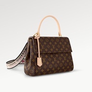 Shoulder bag Women LV Louis Vuitton Clunny BB Original Product