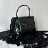 中古包 Givenchy 紀梵希 牛皮鎖扣手提包