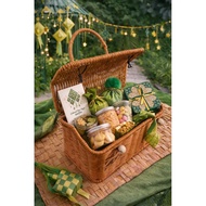FESTIVE BASKET Flower Box Surprise Delivery Box Gift Box Love Shape Box Love Flower Florist Box Kota