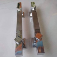 Minimalist 25x25 square Handle 33