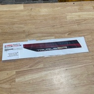 Mask on Tau SR 10 Left (A)16S8 (Bright red car 0121 black) 16SF832B0000