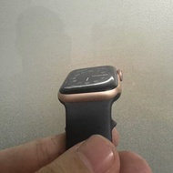 [ sales ] used se 1st  2020 sport watch 90% above battery  rose gold 40mm