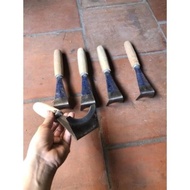 Handheld sugarcane razor with wooden handle [BC shop] (Shop BC)