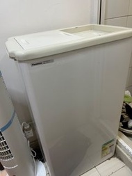 Panasonic 樂聲版 SCR-S46(EX0-BF) Freezer 冰櫃 / 冰箱