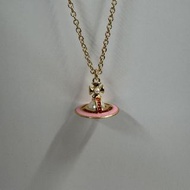 Vivienne Westwood 土星粉色珍珠項鍊