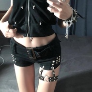 Low-Waisted Hot Girl Super Shorts Women Design Rivets Stretchy Skinny Hot Pants Outer Wear Conventio