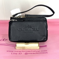 กระเป๋าคล้องมือ COACH แท้ 2 ซิป หนังแท้ หนังนิ่ม Logo รถม้า Coach ด้านหน้า มีสายคล้องมือ ขนาดเล็ก ลดราคาล้าง stock COACH Pebbled Leather Double Zip Wallet Black CLEARANCE