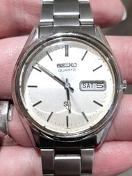 Seiko 白色錶盤 SQ 星期日期顯示 生活防水 石英鋼錶