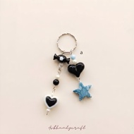 GANTUNGAN [GC020] - Black Daisy Star Keychain | Cute AestheticKeychain