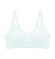 Triumph เสื้อชั้นในไม่มีโครง รูปแบบ smart size รุ่น Zone Easy P 01 รหัส 10221340 สีฟ้า 00JR