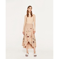 Elegant Embroidery Skirt (Beige)