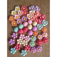 RM4.50/50 pieces : TF-801 - Resin - Bunga - Flower - 1.3 cm to 1.5 cm