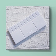 White Plastic Folding Palette for Watercolor and Gouache