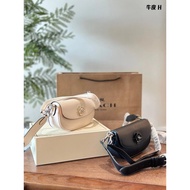 Coach [Original Order Level] Ready Stock High Version New Style coach Camellia Emmy Baguette One-Sho