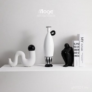 Moge Lonely Style Abstract Hetero-Shaped Vase Home Famous Study Model Room Living Room Desktop TV Ca